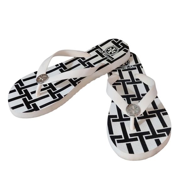 Tory Burch Black and White Thong Sandals Size 6 Flip Flops - Picture 8 of 8
